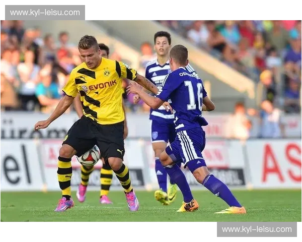 铁血紫金之巅对垒北德海风：奥厄vs基尔高士丁，一场跨越纬度的足球图腾之战